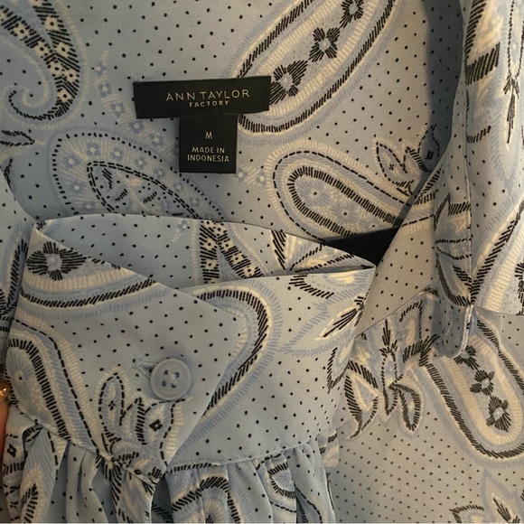 Ann Taylor Factory dress shirt - Picture 3 of 4